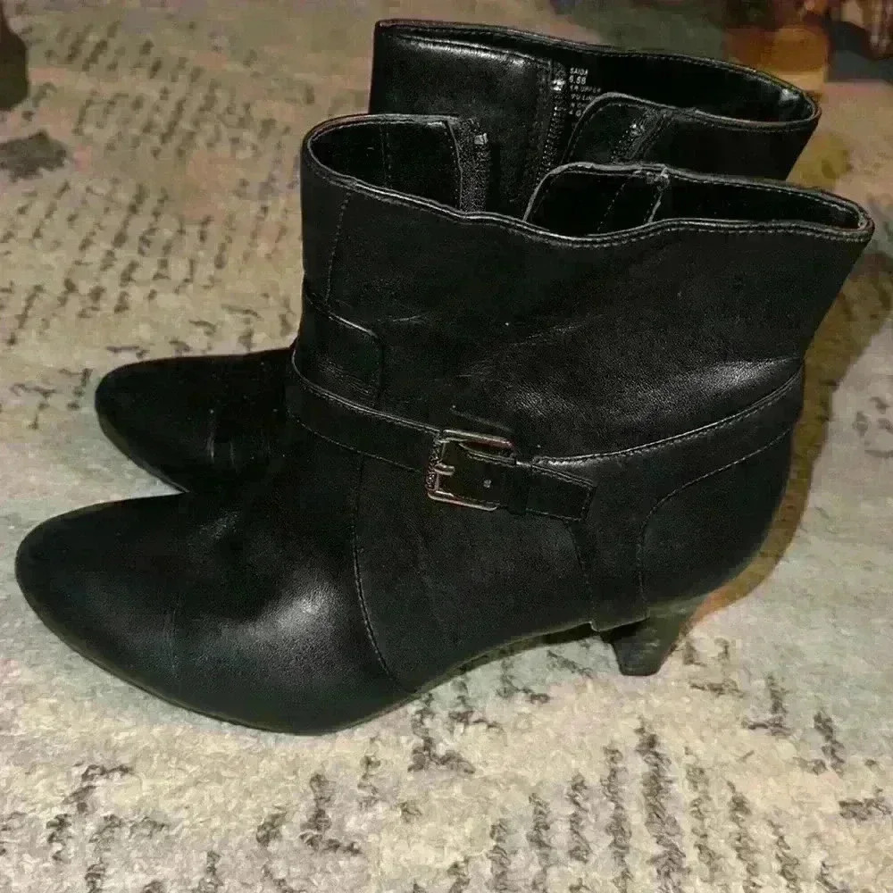 Lauren Ralph Lauren Saida Black Boots size 6.5